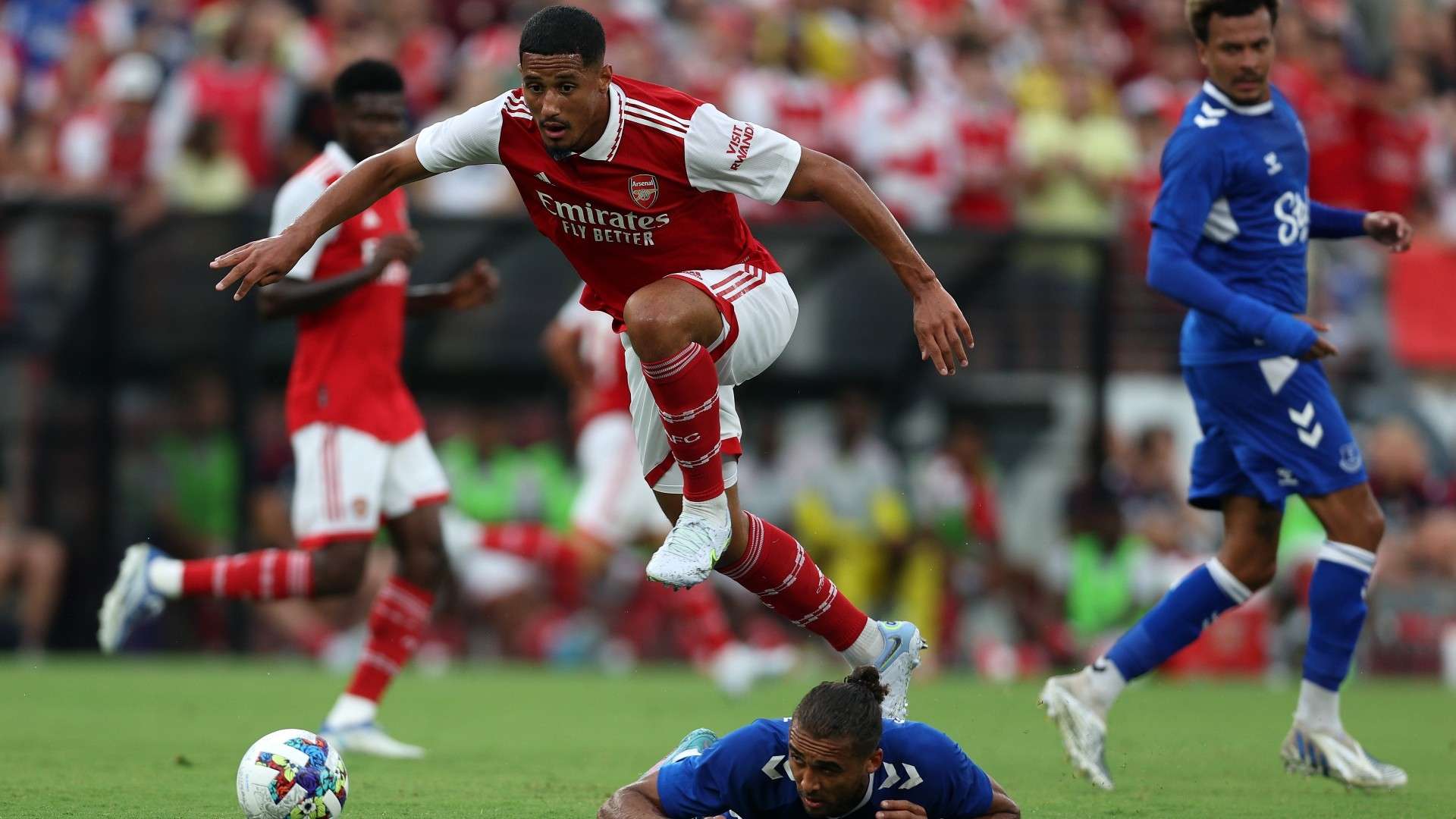 每位球员都 每位球员都